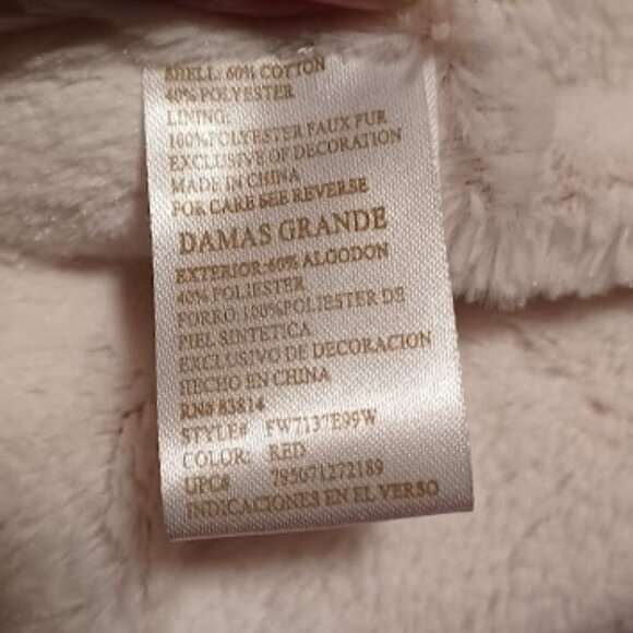 Green Tea Red jacket, size large w/removable fur trimmed hoodie & front zipper - Picture 7 of 15